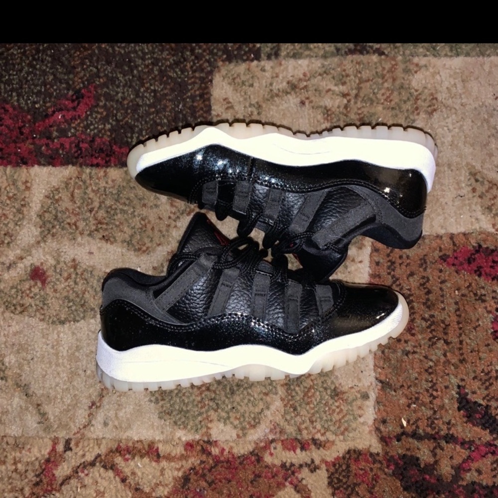 Jordan 11 72-10